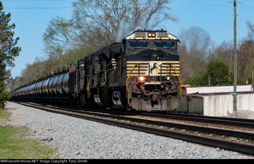 CSX B831-01